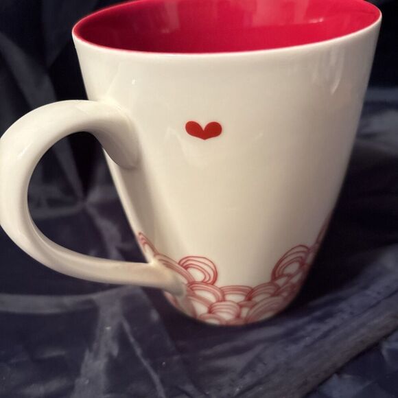 Starbucks Coffee Mug String Red Hearts Ivory 16oz Bone China 2009 HARD TO FIND - Picture 4 of 6